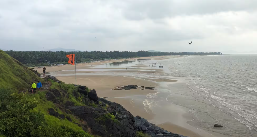 Belekan Beach, Uttara Kannada (Karwar), Karnataka - Vushii.com